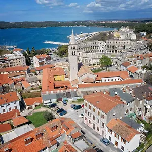 apartment-arena.pula-hotels.org/